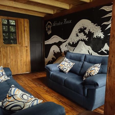 Вилла Barba Negra Adventure House Сьерпе Экстерьер фото